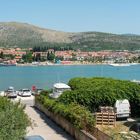 Studio Apartman Duje Trogir Exterior foto