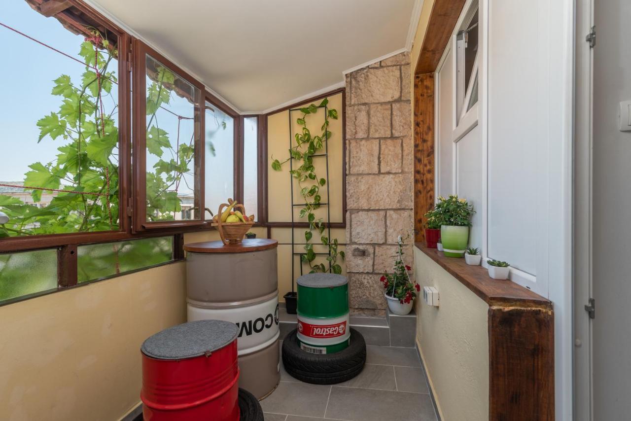 Studio Apartman Duje Trogir Exterior foto