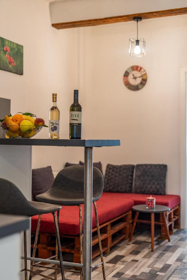 Studio Apartman Duje Trogir Exterior foto